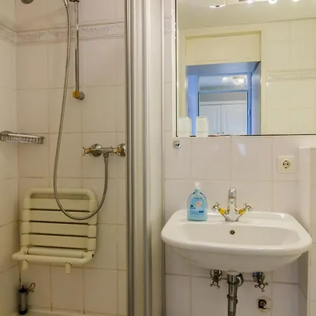 Апартаменты Haus Sylter Welle 9-99 Ob *